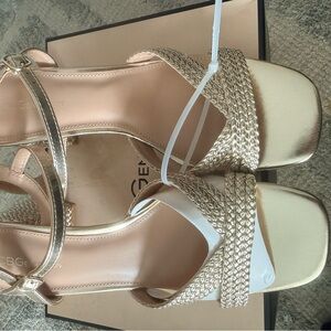 NWT BCBGeneration Metallic Gold Heeled Sandals
